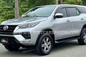 Xe Toyota Fortuner 2.4L 4x2 AT 2022