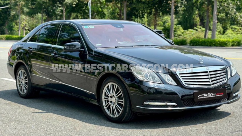 Mercedes Benz E class E300 2011