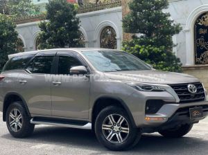 Xe Toyota Fortuner 2.4L 4x2 MT 2022