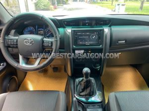 Xe Toyota Fortuner 2.4L 4x2 MT 2022