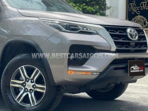 Xe Toyota Fortuner 2.4L 4x2 MT 2022