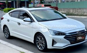 Hyundai Elantra 2.0 AT