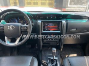 Xe Toyota Fortuner 2.4G 4x2 AT 2021