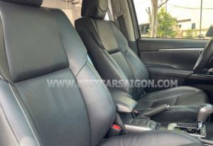 Xe Toyota Fortuner 2.4G 4x2 AT 2021