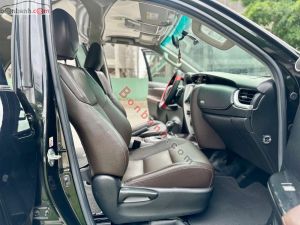 Xe Toyota Fortuner 2.7V 4x2 AT 2019