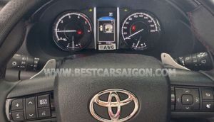 Xe Toyota Fortuner Legender 2.4L 4x2 AT 2025