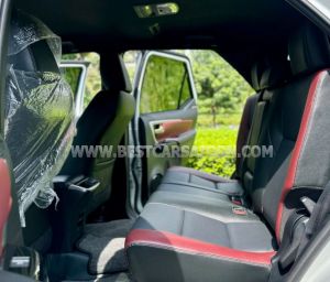 Xe Toyota Fortuner Legender 2.4L 4x2 AT 2025