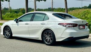 Xe Toyota Camry 2.0Q 2022