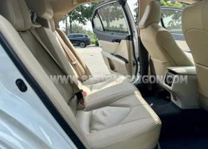 Xe Toyota Camry 2.0Q 2022