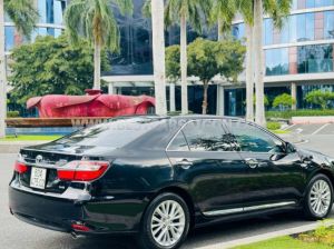 Xe Toyota Camry 2.0E 2018