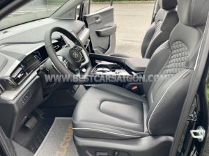 Xe Hyundai Custin Cao Cấp 2.0T 2025
