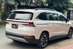 Xe Hyundai Custin Cao Cấp 2.0T 2023
