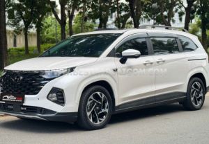 Xe Hyundai Custin Cao Cấp 2.0T 2023