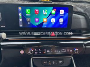 Xe Kia Carnival Signature 2.2D 2024