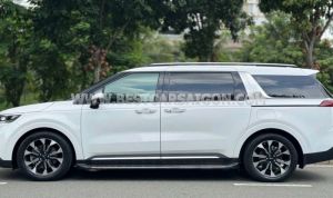 Xe Kia Carnival Signature 2.2D 2022