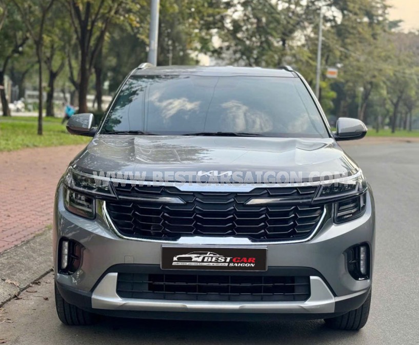 Kia Seltos Luxury 1.5 AT