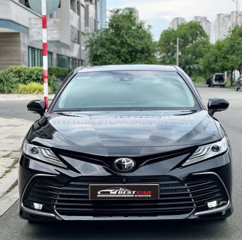 Xe Toyota Camry 2.5Q 2021