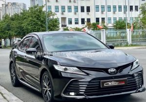 Xe Toyota Camry 2.5Q 2021