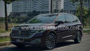 Xe Volkswagen Viloran Luxury 2023