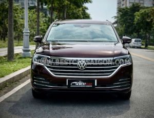 Xe Volkswagen Viloran Luxury 2023