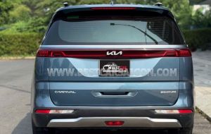 Xe Kia Carnival Signature 2.2D 2024