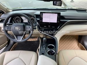 Xe Toyota Camry 2.0Q 2022
