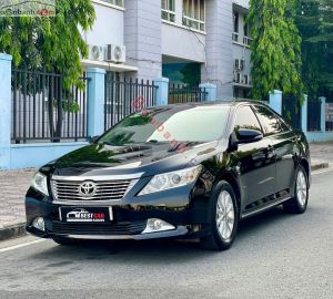 Xe Toyota Camry 2.0E 2014