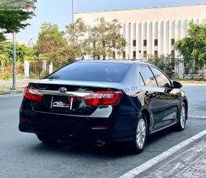 Xe Toyota Camry 2.0E 2014