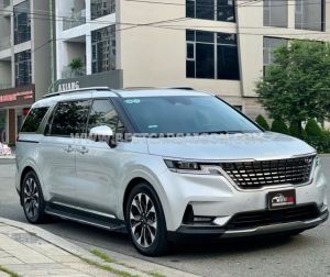 Xe Kia Carnival Signature 2.2D 2022