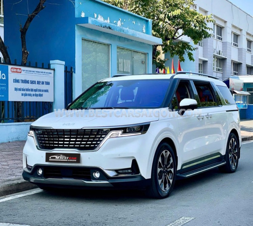 Kia Carnival Signature 2.2D 2024