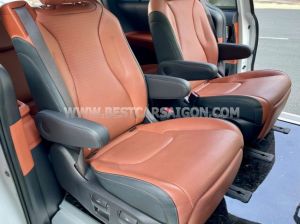 Xe Kia Carnival Signature 2.2D 2024
