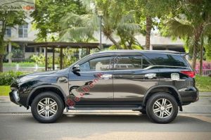 Xe Toyota Fortuner 2.4G 4x2 AT 2019