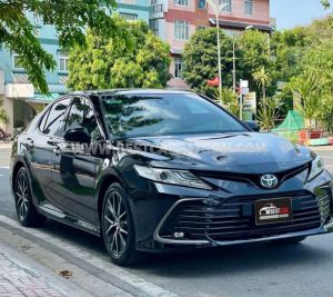Xe Toyota Camry 2.0Q 2022