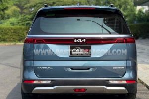 Xe Kia Carnival Signature 2.2D 2024