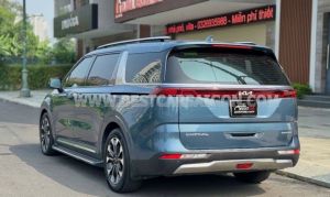 Xe Kia Carnival Signature 2.2D 2024