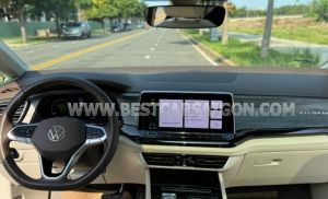 Xe Volkswagen Viloran Luxury 2023