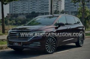 Xe Volkswagen Viloran Luxury 2023