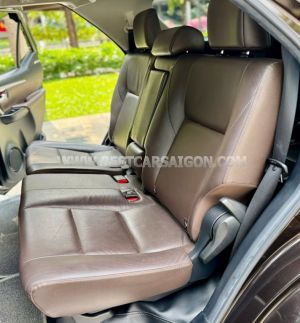 Xe Toyota Fortuner 2.7V 4x2 AT 2017