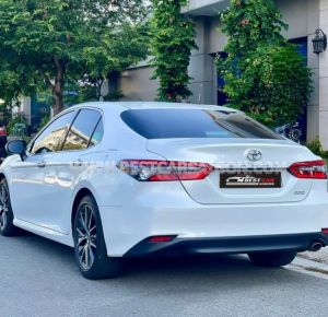 Xe Toyota Camry 2.0Q 2022