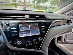 Xe Toyota Camry 2.0G 2020