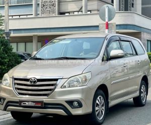 Xe Toyota Innova 2.0G 2015