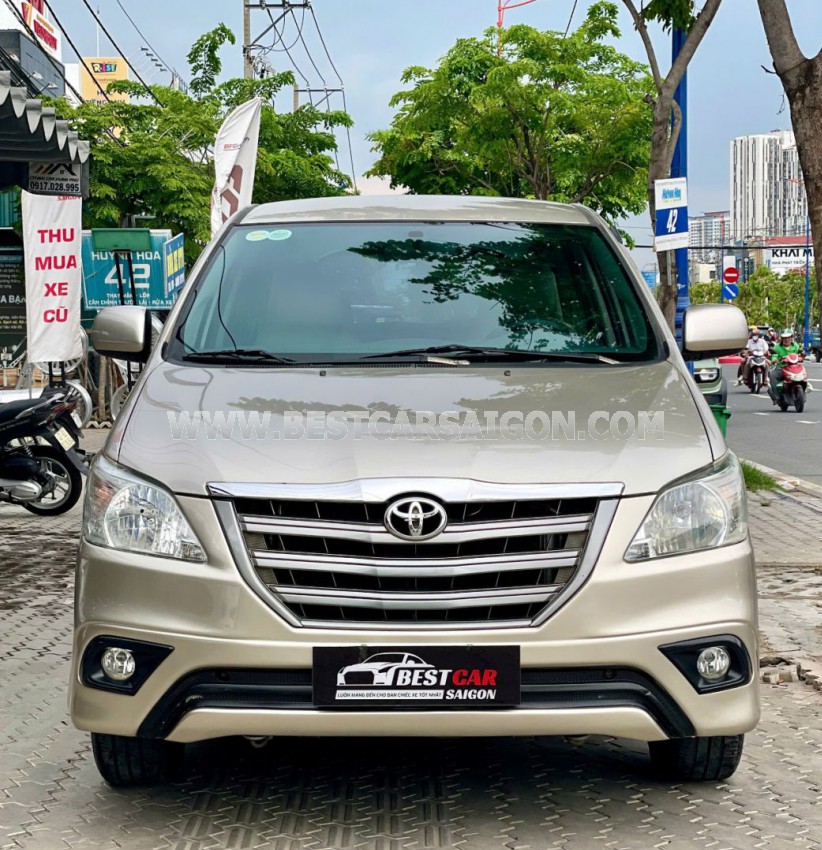 Xe Toyota Innova 2.0E 2014