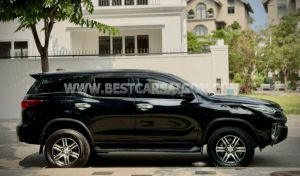 Xe Toyota Fortuner 2.4G 4x2 AT 2019