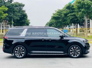 Xe Kia Carnival Signature 2.2D 2022