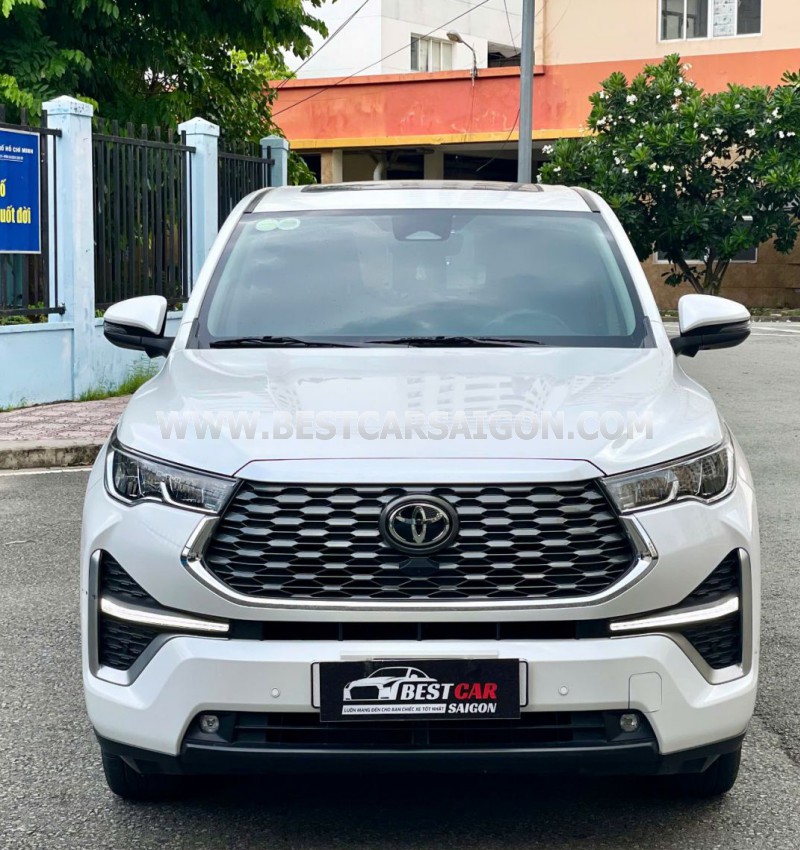 Toyota Innova Cross HEV 2.0 CVT 2025