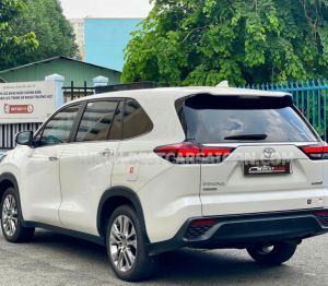 Xe Toyota Innova Cross HEV 2.0 CVT 2025