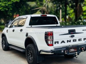 Xe Ford Ranger XLS 2.2L 4x2 AT 2022