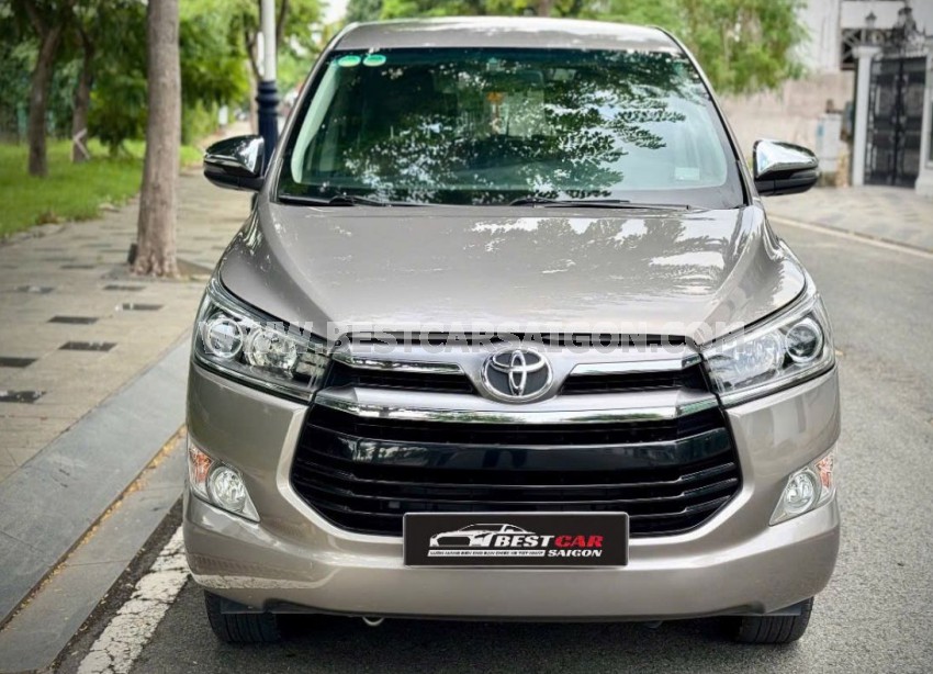 Xe Toyota Innova 2.0E 2018