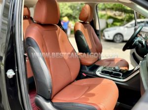 Xe Kia Carnival Signature 2.2D 2024