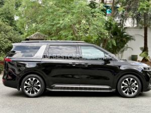 Xe Kia Carnival Signature 2.2D 2024